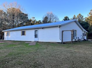 35 Bluebird Dr, Poplarville, MS 39470