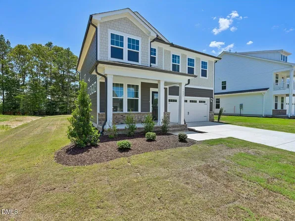 1405 Green Cypress Dr, Zebulon, NC 27597