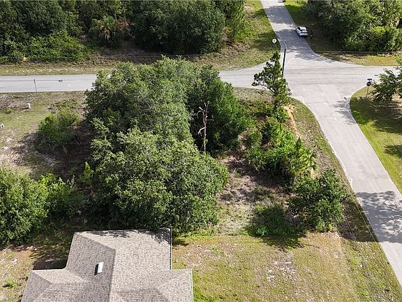 5th image of 2025 Robert Ave