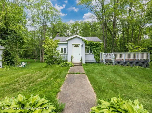 2762 Route 145, East Durham, NY 12423