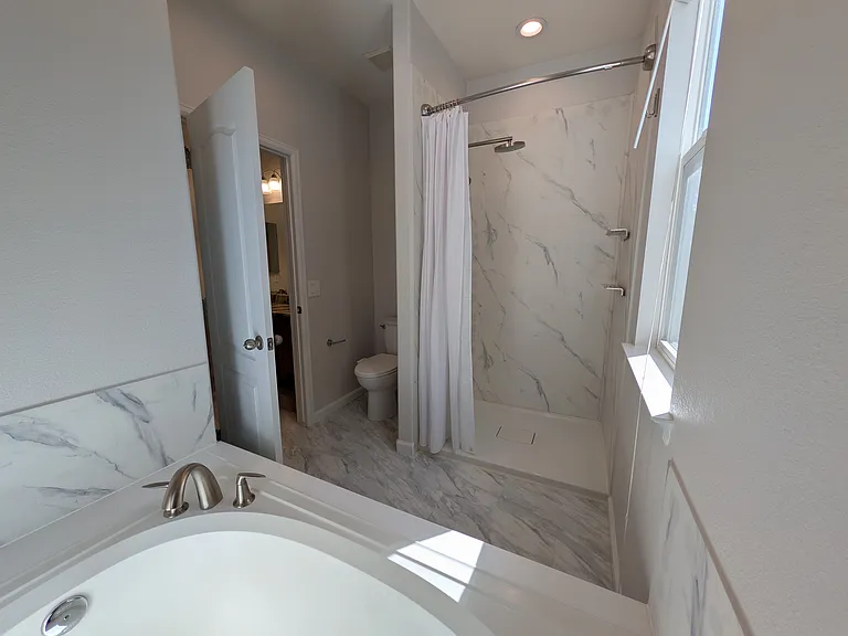 501 Elmhurst Way #A — Photo 22