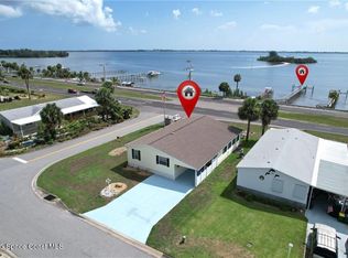 7605 Agawam Rd, Micco, FL 32976