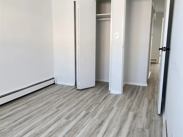 4017 Hudson Avenue image 10 of 16