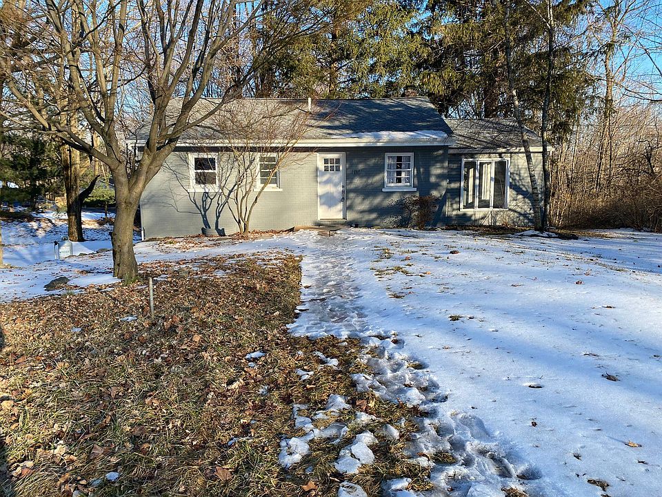 1st image of 102 Barbara Dr