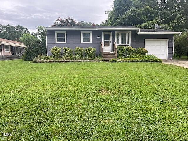 2nd image of 1313 Kelly Rd