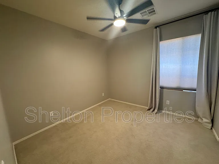21163 W Sunrise Ln — Photo 15