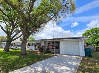 848 Clarke Ave, Melbourne, FL 32935