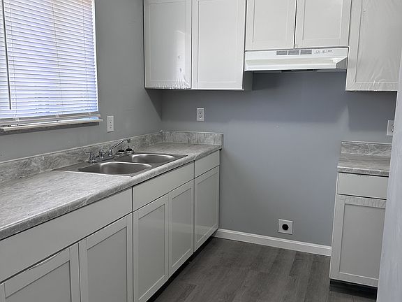 4th image of 1632 N James H McGee Blvd APT A