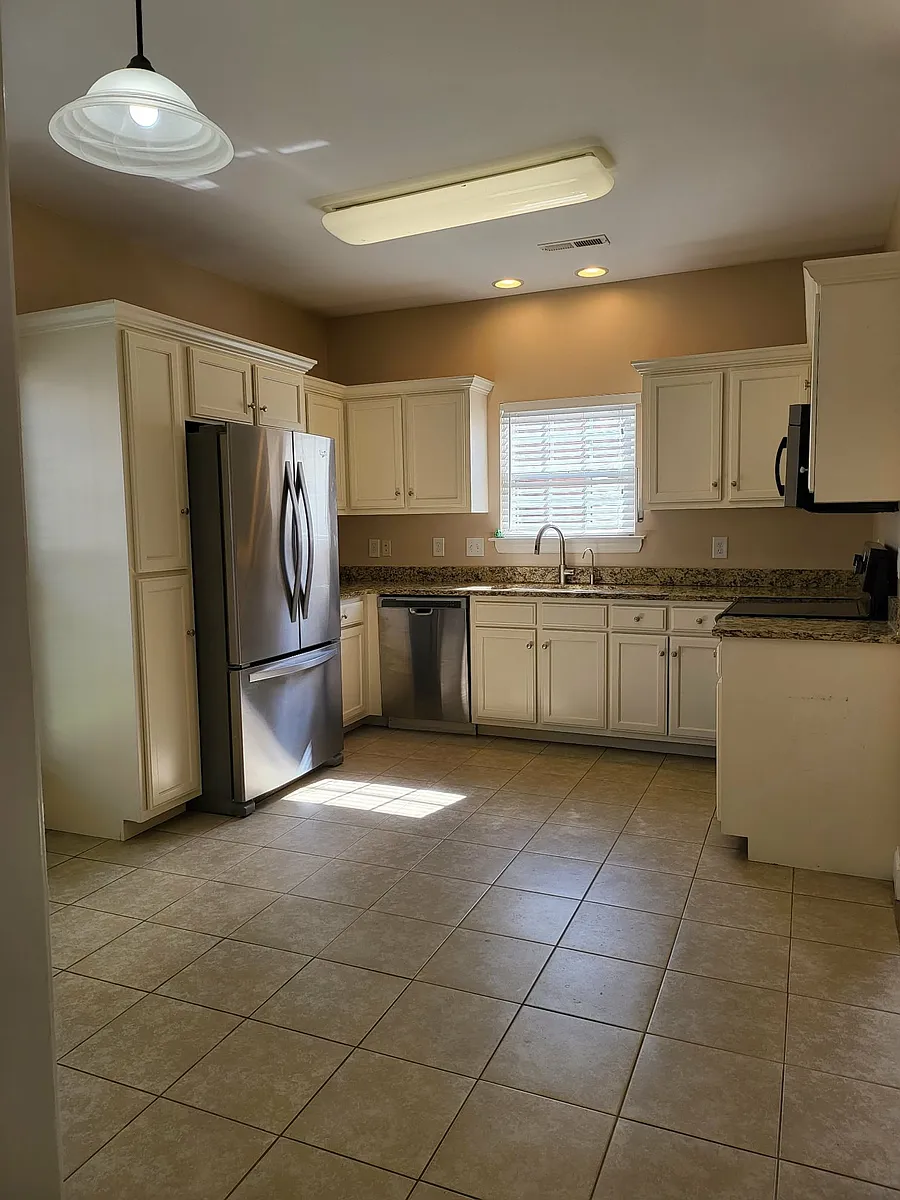 Building Photo - 316 Rowlette Cir
