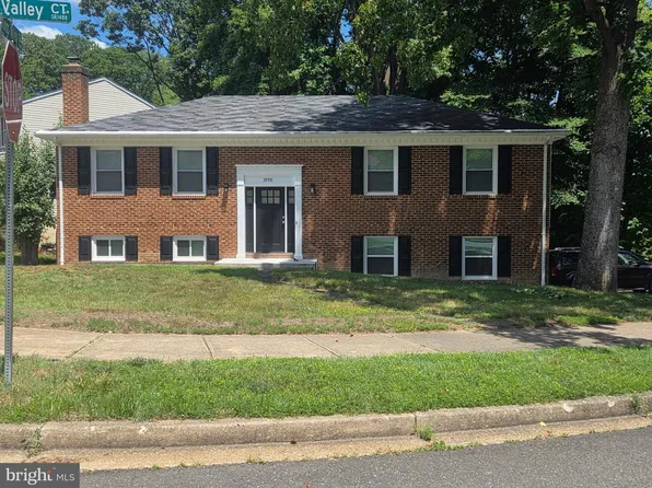 3998 Hidden Valley Ct, Dumfries, VA 22025