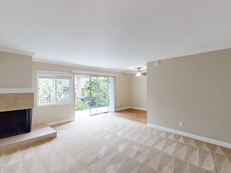 225 Nova Albion Way #21 — Photo 4