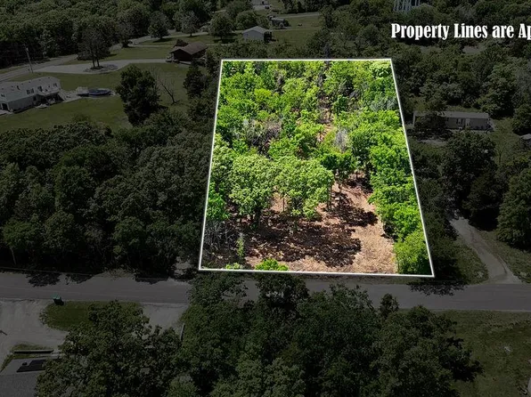 1 Hencher Rd, De Soto, MO 63020