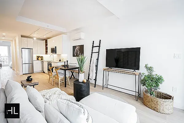 Rented by Highline Residential | media 45