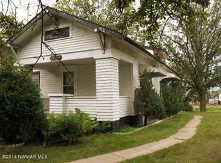 210 Hazel Ave NW, Clearbrook, MN 56634