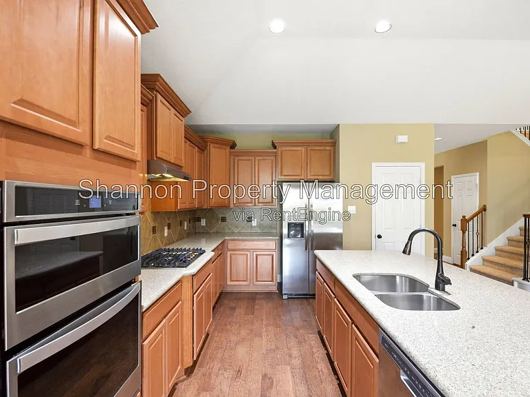 11119 Hayden Falls Dr — Photo 16