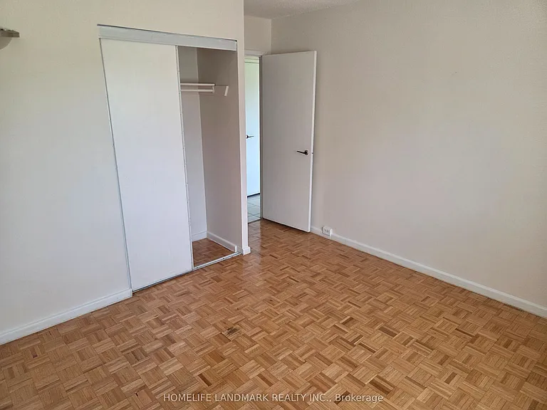 100 Leeward Glenway #301 — Photo 17
