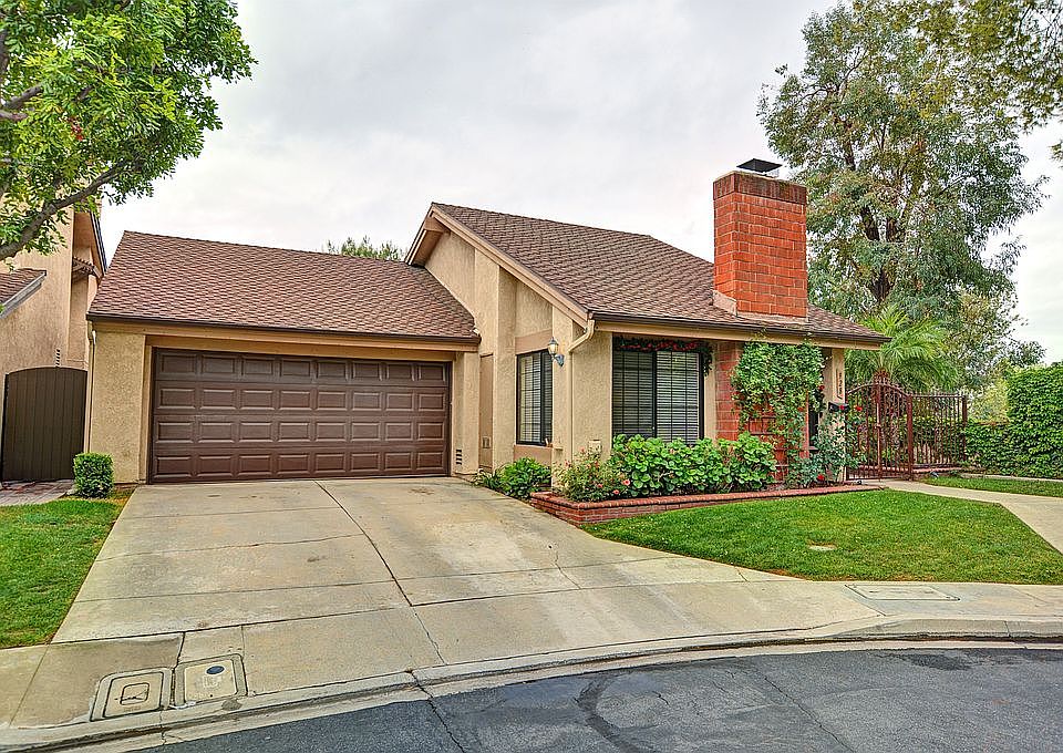 1st image of 928 Ashworth Pl
