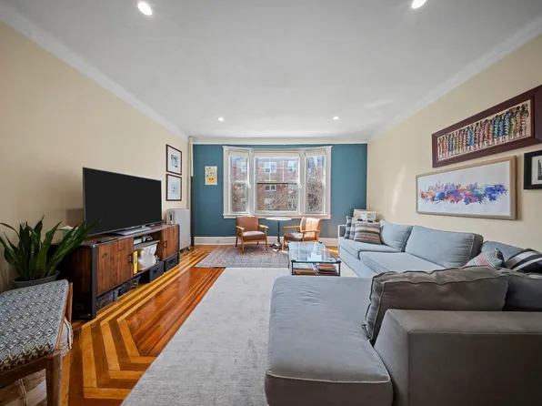 33-21 82nd Street #41, Jackson Heights, NY 11372