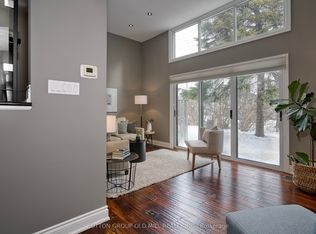 4 Bradbrook Rd #1, Toronto, ON M8Z5V3