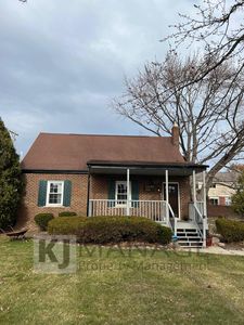 39640 W Nine Mile Rd, Novi, MI, 48375