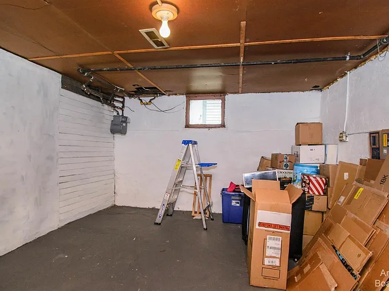 610 S Ashley St #2 — Photo 29