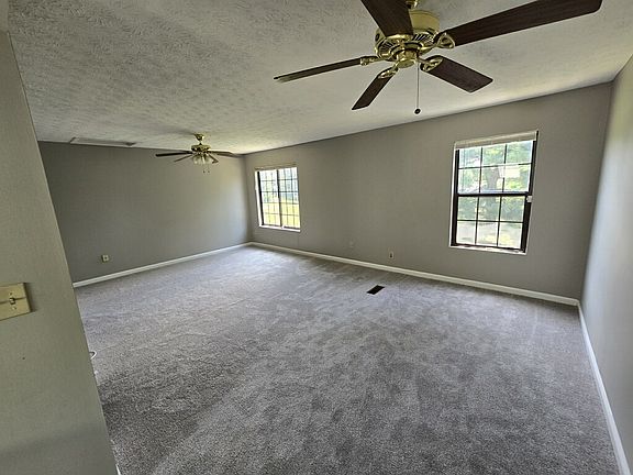 5th image of 107 Spindletop Ct