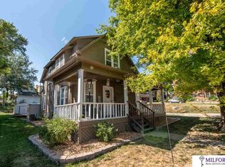 142 N 36th St, Omaha, NE 68131