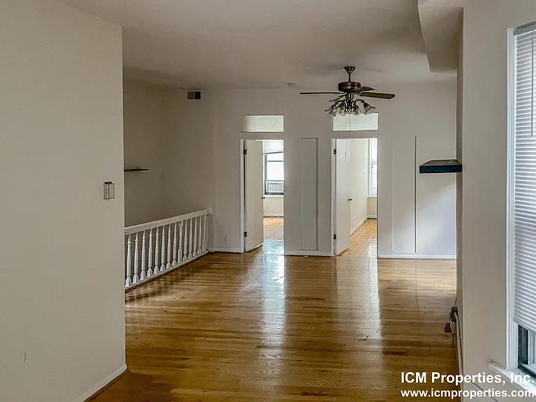 1224 W Wrightwood Ave #1 — Photo 2
