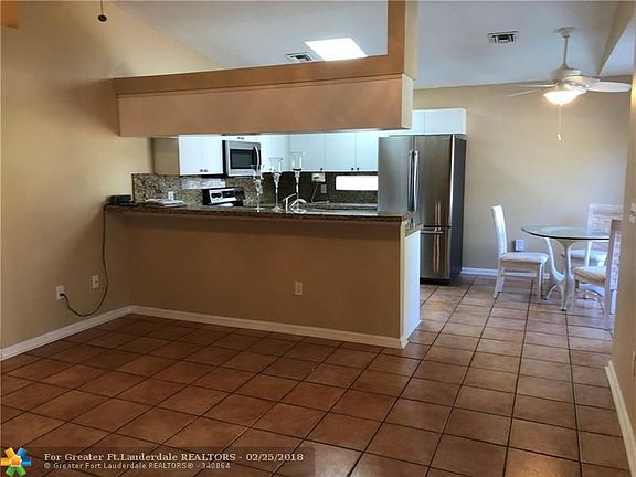 3rd image of 312 SW 35th Ave