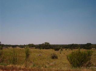 6 Appaloosa Run, Round Mountain, TX 78663