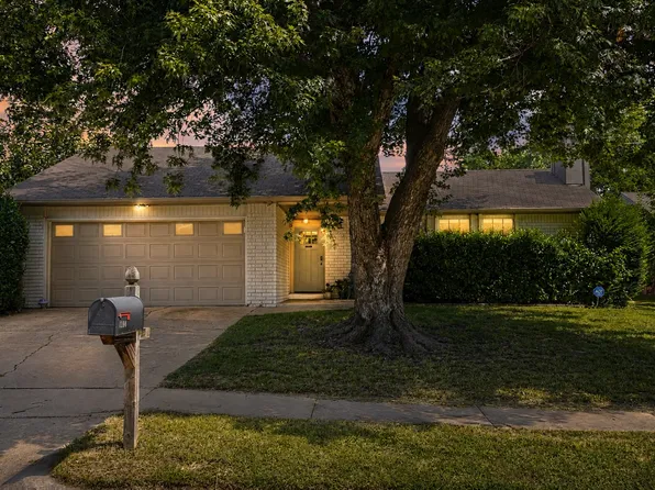 1108 W Vicksburg Pl, Broken Arrow, OK 74011
