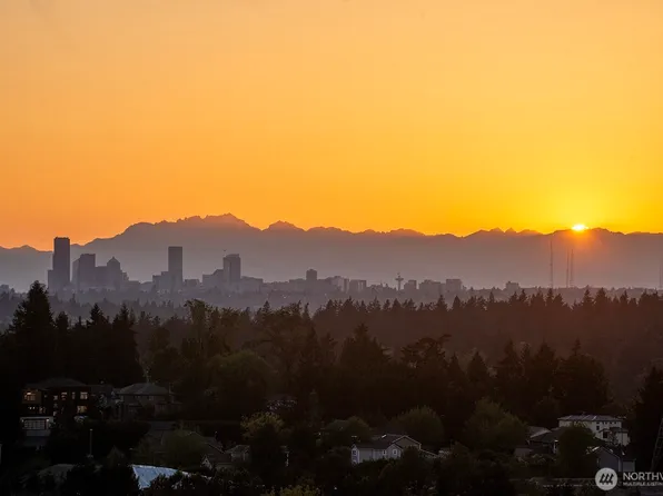 3815 SE 131st Lane SE #H-16, Bellevue, WA 98006