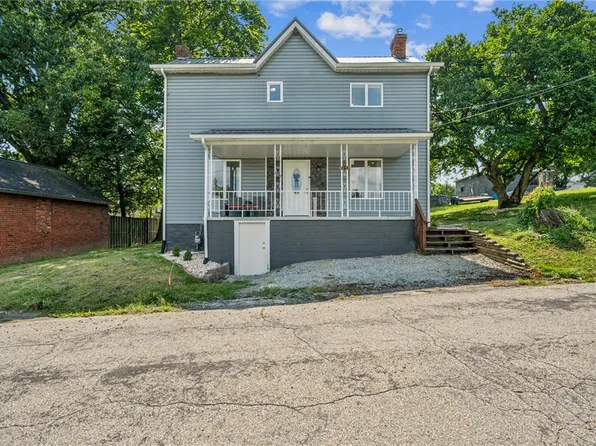 203 Church Ln, Herminie, PA 15637