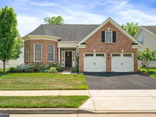 20851 Saber Jet Pl, Ashburn, VA 20147