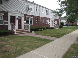 197 Darwin Ave #B, Rutherford, NJ 07070