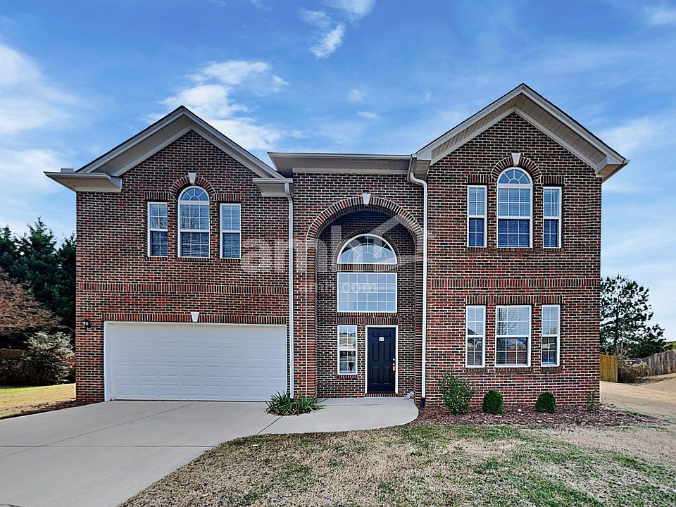 1st image of 216 Giants Ridge Rd