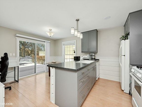 4th image of 36 Oak Valley Dr Unit 36