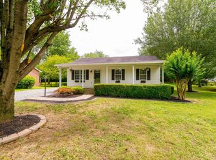 107 E C Arnold Ln, Shelbyville, TN 37160