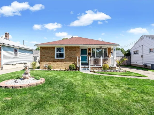 92 Lennox Ave, Amherst, NY 14226