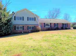 202 Woodfield Cir, Lagrange, GA 30240