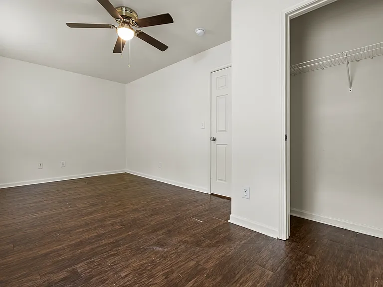 The Reserve at Radcliff — Photo 16