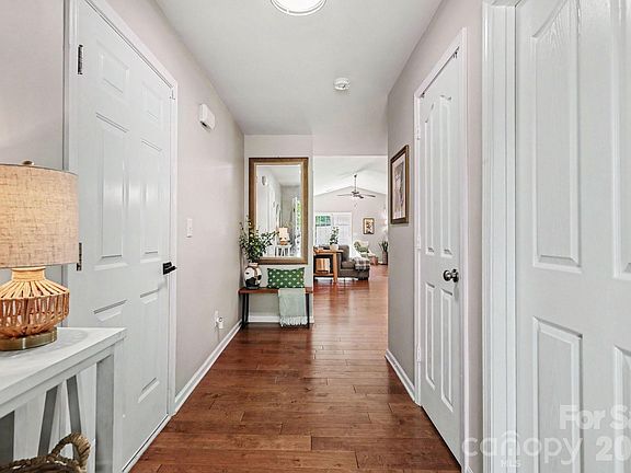 5th image of 4727 McClure Rd