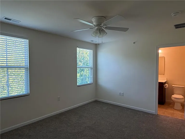 1924 Alex Rd — Photo 10