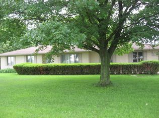 975 E Sherrill Rd, Minooka, IL 60447