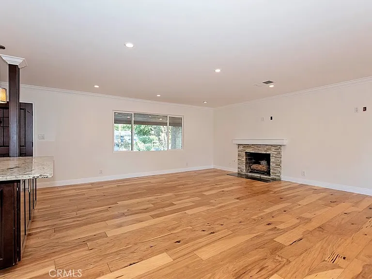 43617 Fern Ave — Photo 6