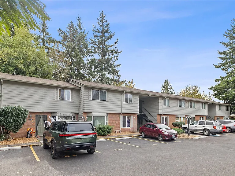 Anchor Apartments — Photo 42
