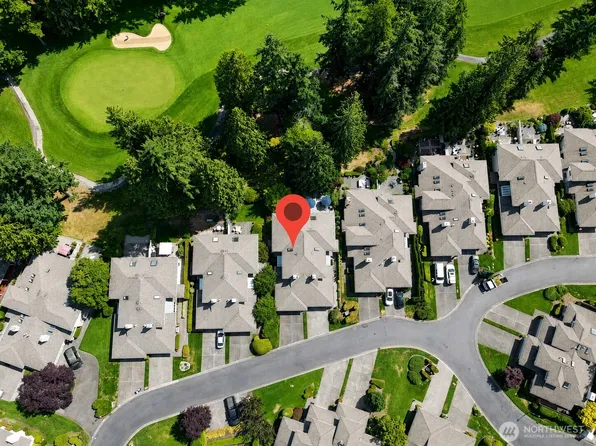 2009 Mill Pointe Drive SE, Bothell, WA 98012