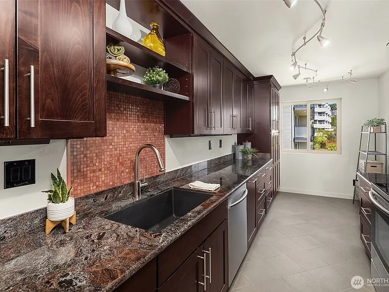 1234 Taylor Ave N #4 — Photo 18