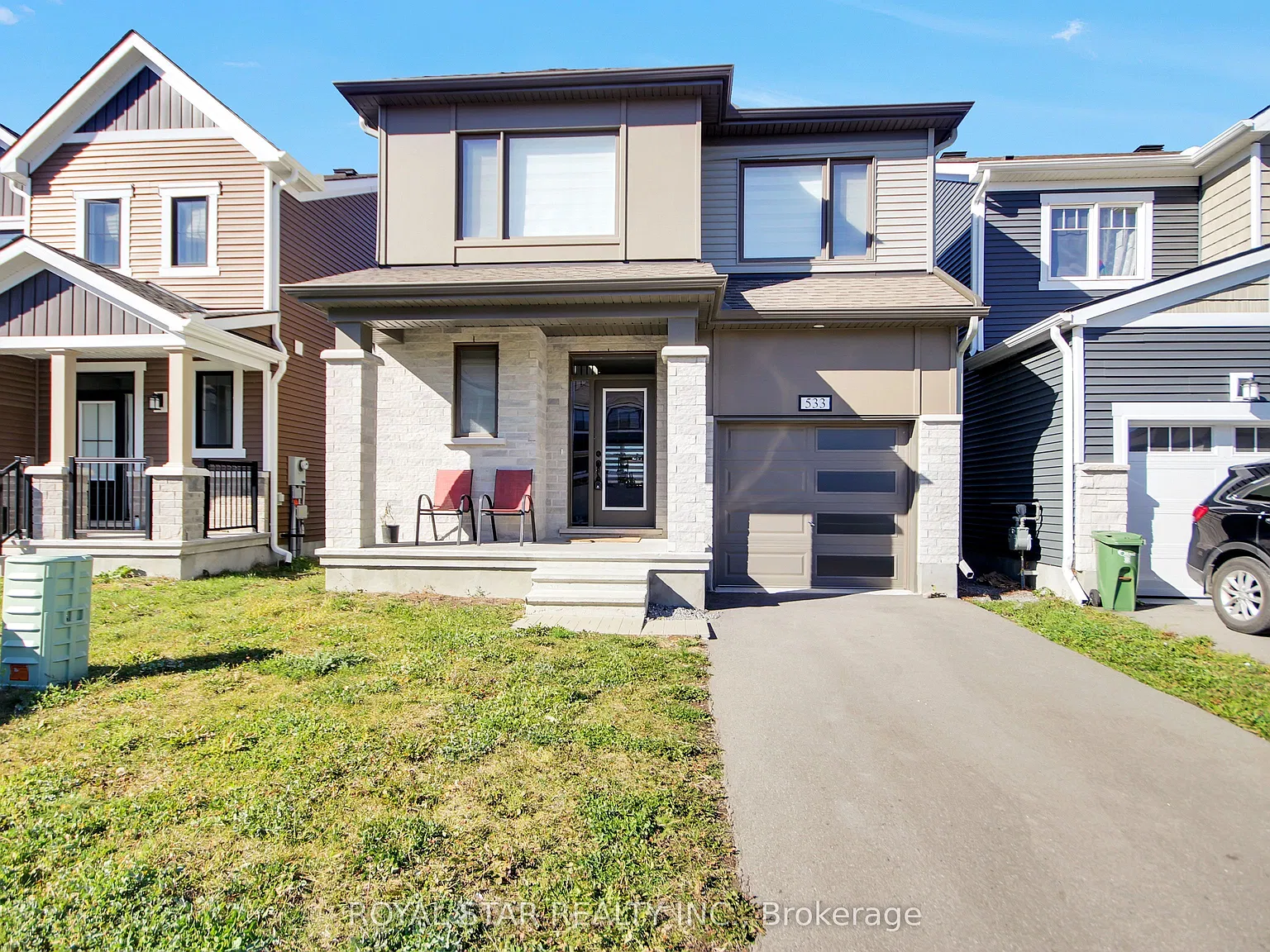 4 bed, $2,650 — Photo 2