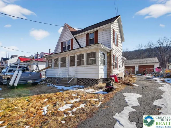 717 N Main St, Archbald, PA 18403